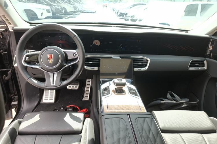 Used Hongqi E-HS9 2021 460 km Range Flagship Edition Six-Seater Center Console