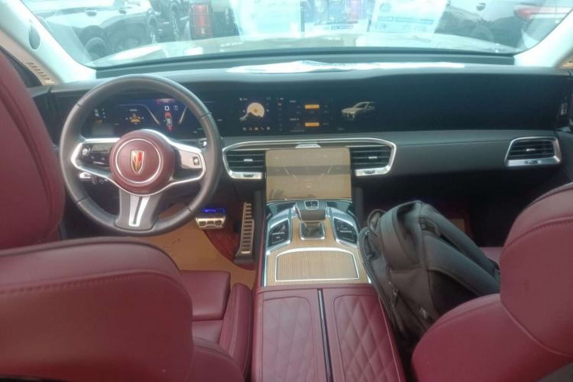 Used Hongqi E-HS9 2021 460 km Range Flagship Edition Six-Seater Center Console