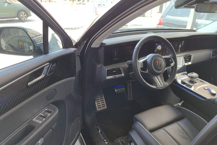 Used Hongqi E-HS9 2021 460 km Range Flagship Edition Six-Seater Driver Seat