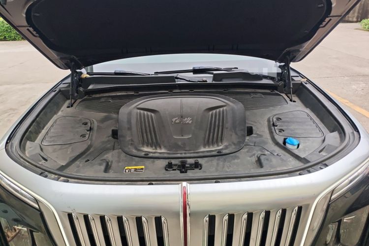 Used Hongqi E-HS9 2021 460 km Range Flagship Edition Six-Seater Engine Bay