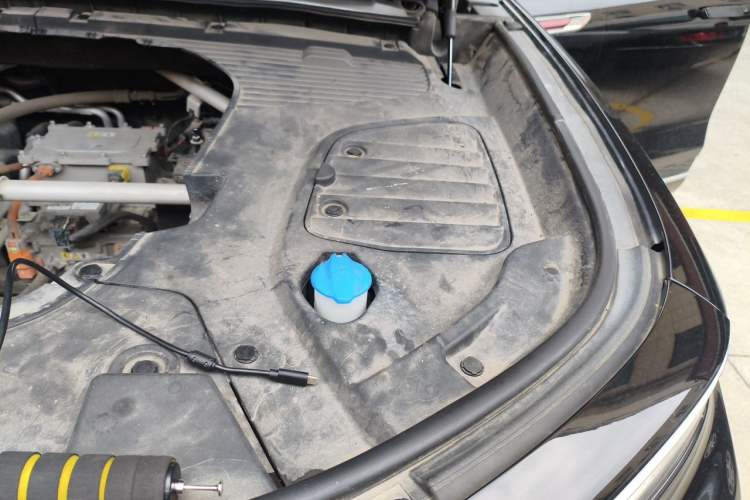 Used Hongqi E-HS9 2021 460 km Range Flagship Edition Six-Seater Engine Bay Left