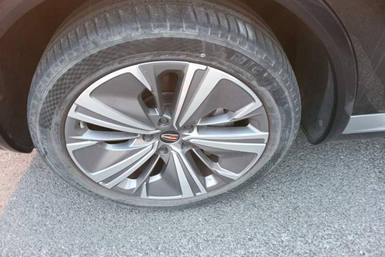 Used Hongqi E-HS9 2021 460 km Range Flagship Edition Six-Seater Exterior 3