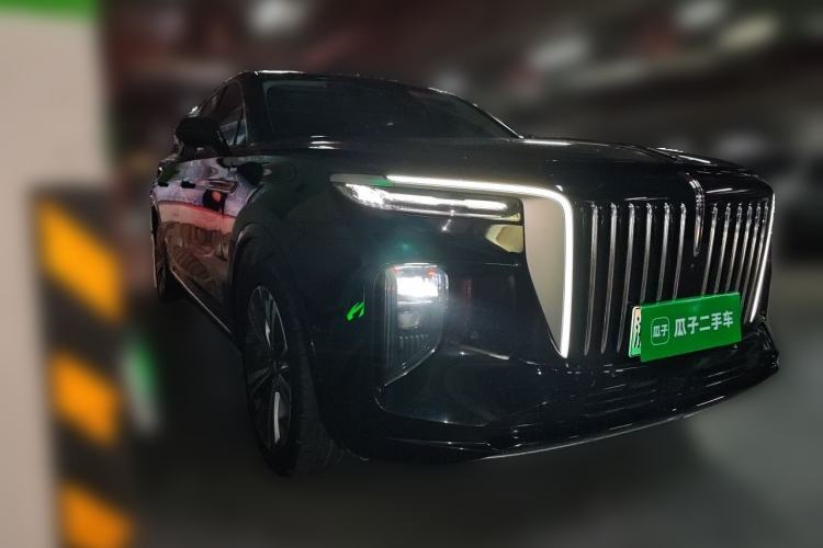 Used Hongqi E-HS9 2021 510 km Range Flagway Edition Six Seats Front Right 45 Deg