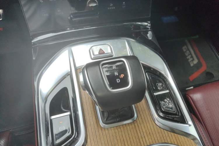 Used Hongqi E-HS9 2021 460 km Range Flagship Edition Six-Seater Gear Lever