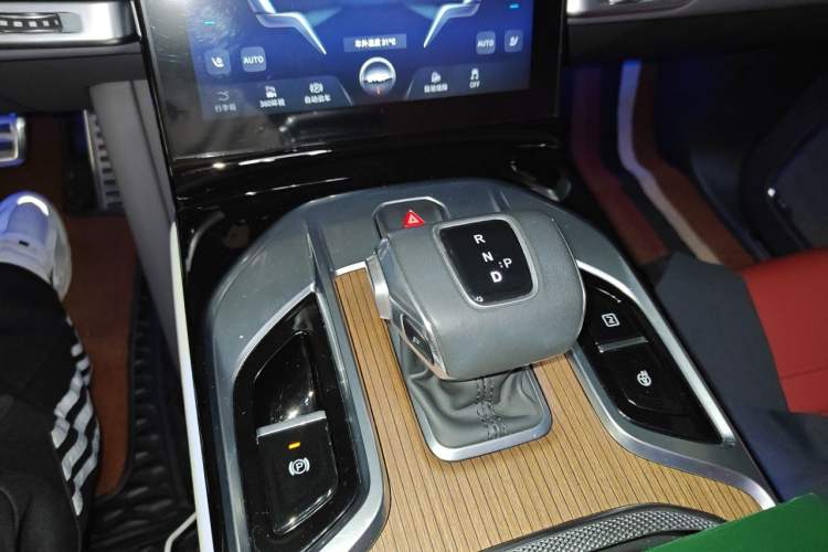 Used Hongqi E-HS9 2021 510 km Flagship Edition Four Seats Gear Lever