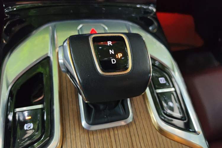 Used Hongqi E-HS9 2021 460 km Range Flagship Edition Six-Seater Gear Lever