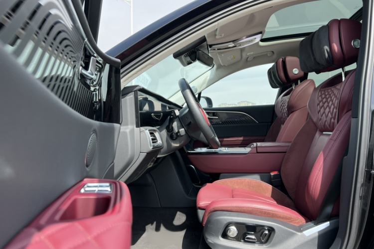 Used Hongqi E-HS9 2021 460 km Range Flagship Edition Six-Seater Interior 3