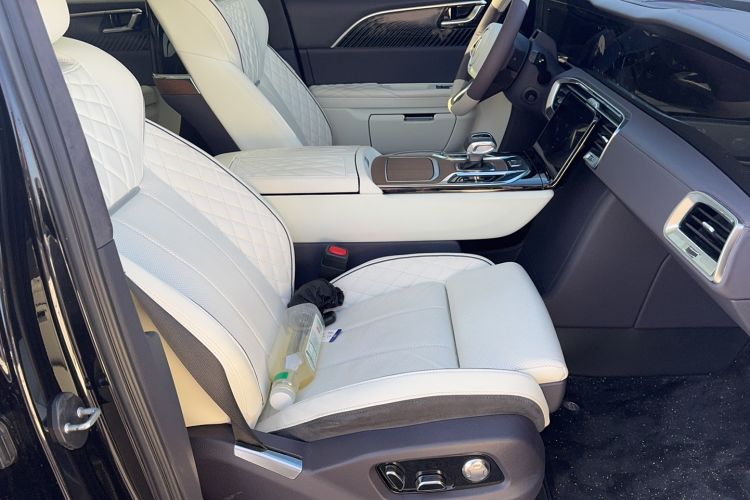 Used Hongqi E-HS9 2021 510 km Flagship Edition Four Seats Interior 4