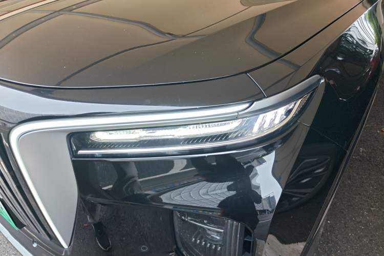 Used Hongqi E-HS9 2021 460 km Range Flagship Edition Six-Seater Left Front Headlight