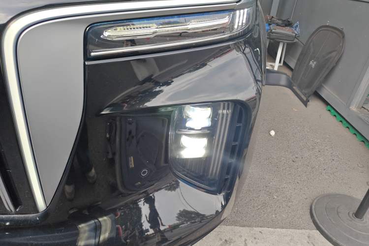 Used Hongqi E-HS9 2021 460 km Range Flagship Edition Six-Seater Left Front Headlight