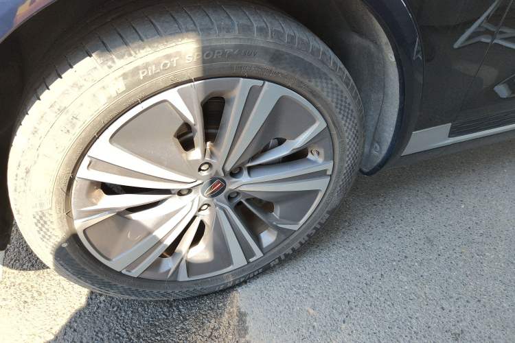 Used Hongqi E-HS9 2021 460 km Range Flagship Edition Six-Seater Left Front Wheel Hub