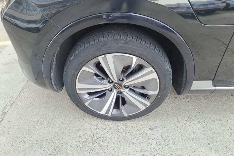 Used Hongqi E-HS9 2021 460 km Range Flagship Edition Six-Seater Left Front Wheel Hub