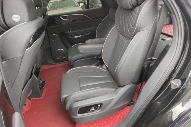 Used Hongqi E-HS9 2021 460 km Range Flagship Edition Six-Seater Left Rear Seat