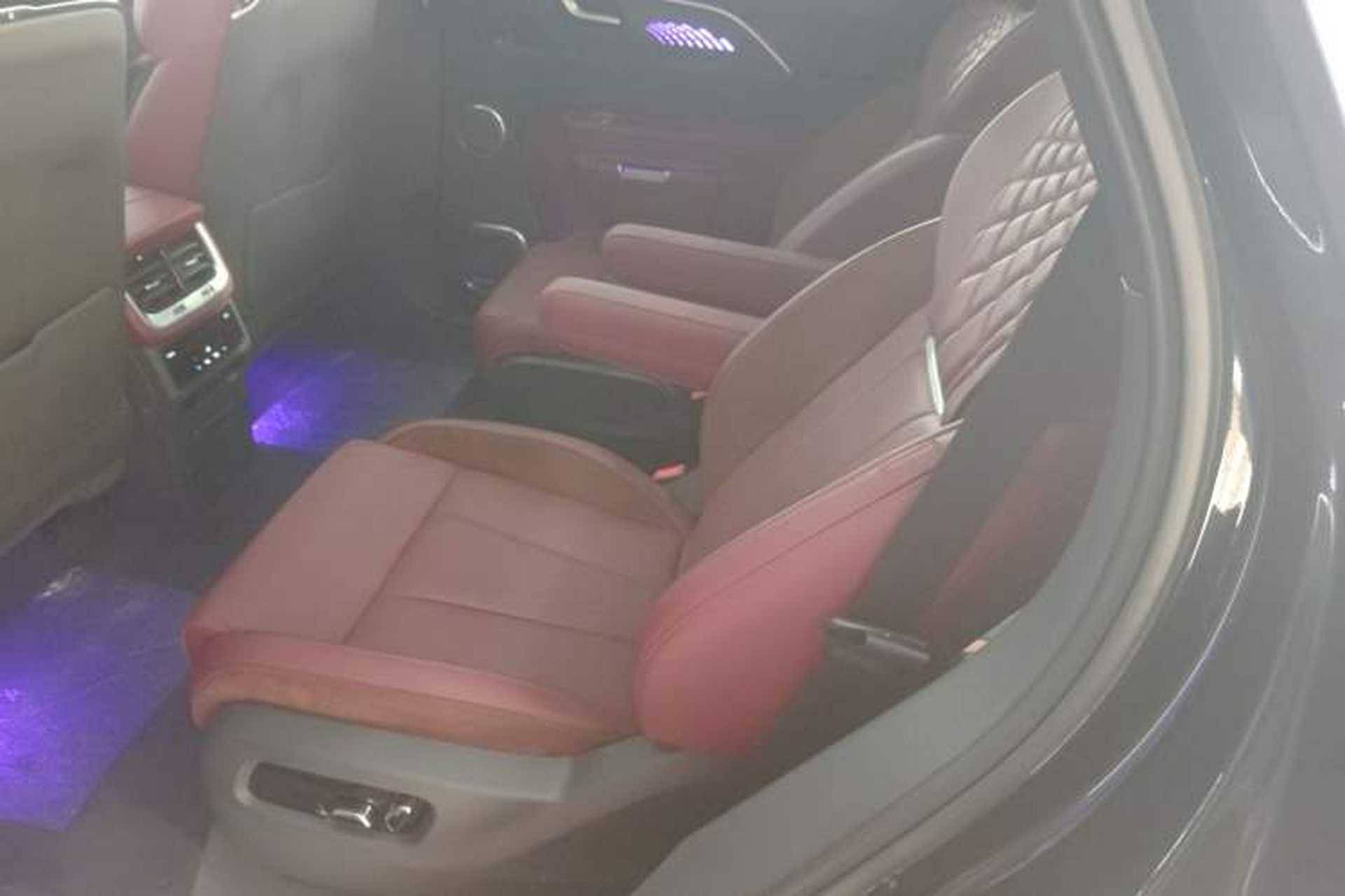 Used Hongqi E-HS9 2021 460 km Range Flagship Edition Six-Seater Left Rear Seat