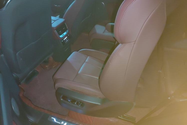 Used Hongqi E-HS9 2021 460 km Range Flagship Edition Six-Seater Left Rear Seat