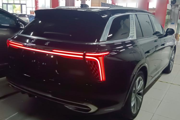 Used Hongqi E-HS9 2021 510 km Range Flagway Edition Six Seats Rear Right 45 Deg
