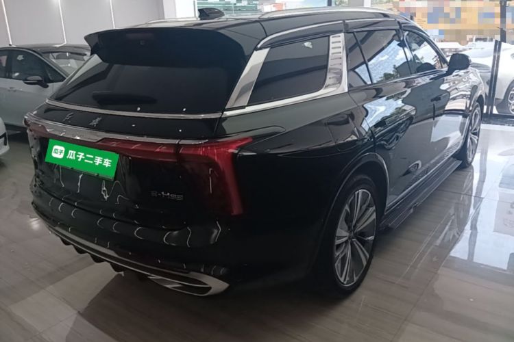 Used Hongqi E-HS9 2021 510 km Range Flagway Edition Six Seats Rear Right 45 Deg