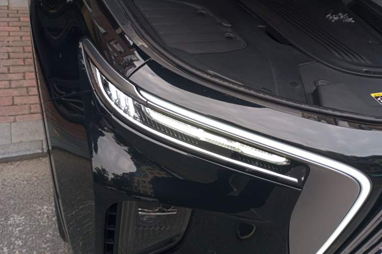Used Hongqi E-HS9 2021 460 km Range Flagship Edition Six-Seater Right Front Headlight