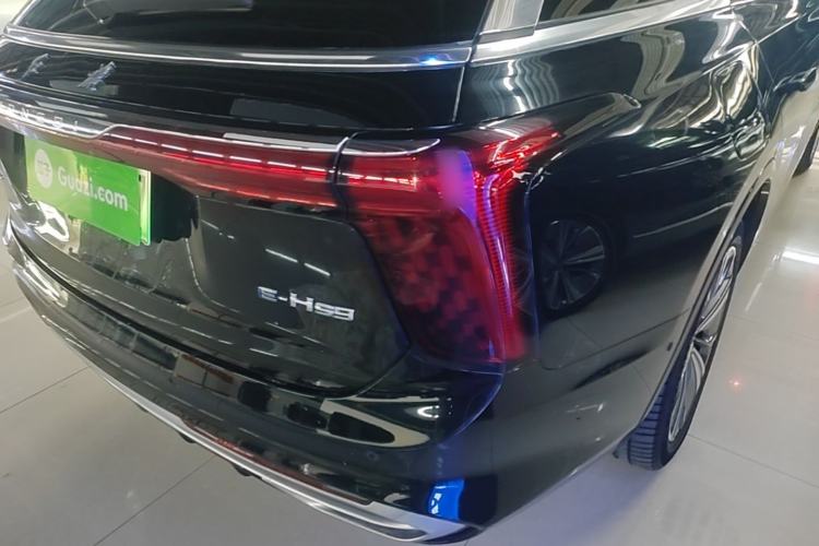 Used Hongqi E-HS9 2021 460 km Range Flagship Edition Six-Seater Right Rear Taillight