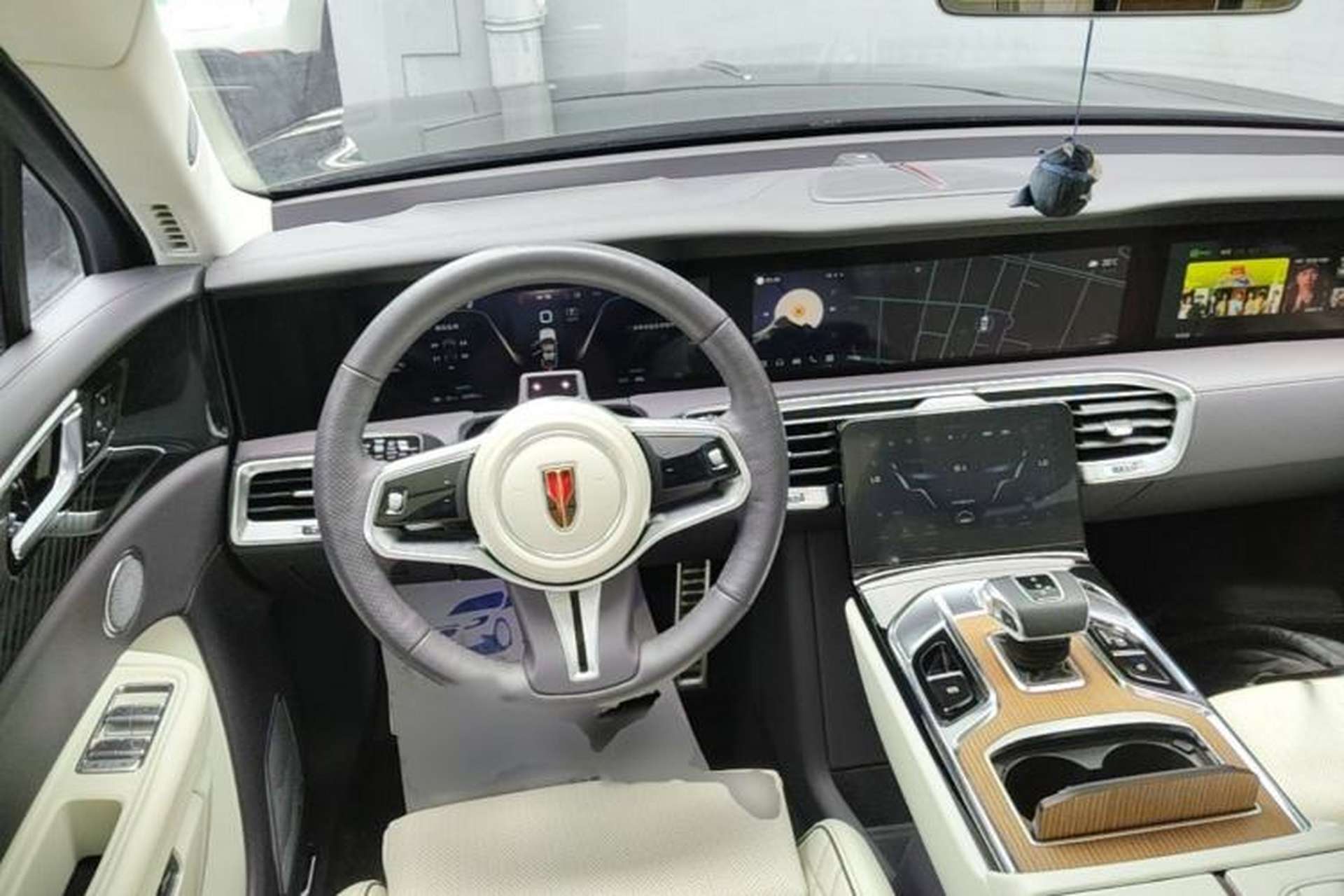 Used Hongqi E-HS9 2021 510 km Flagship Edition Four Seats Steering Wheel