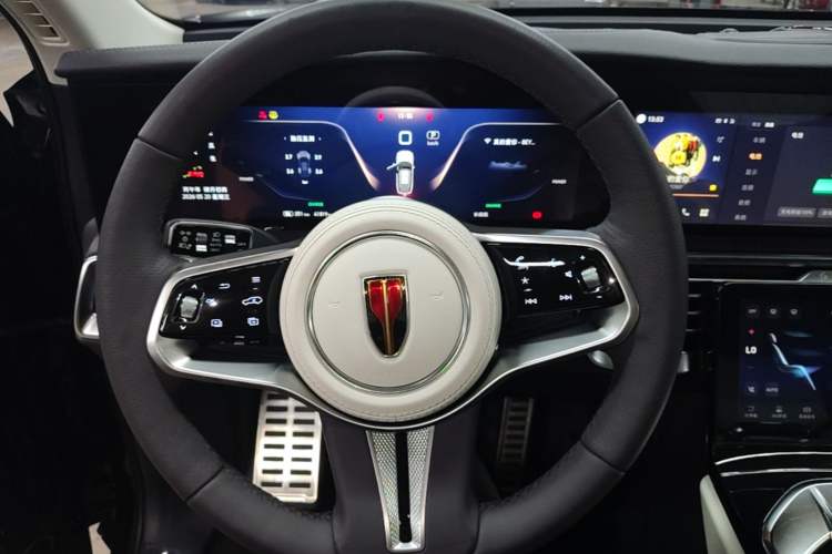 Used Hongqi E-HS9 2021 460 km Range Flagship Edition Six-Seater Steering Wheel