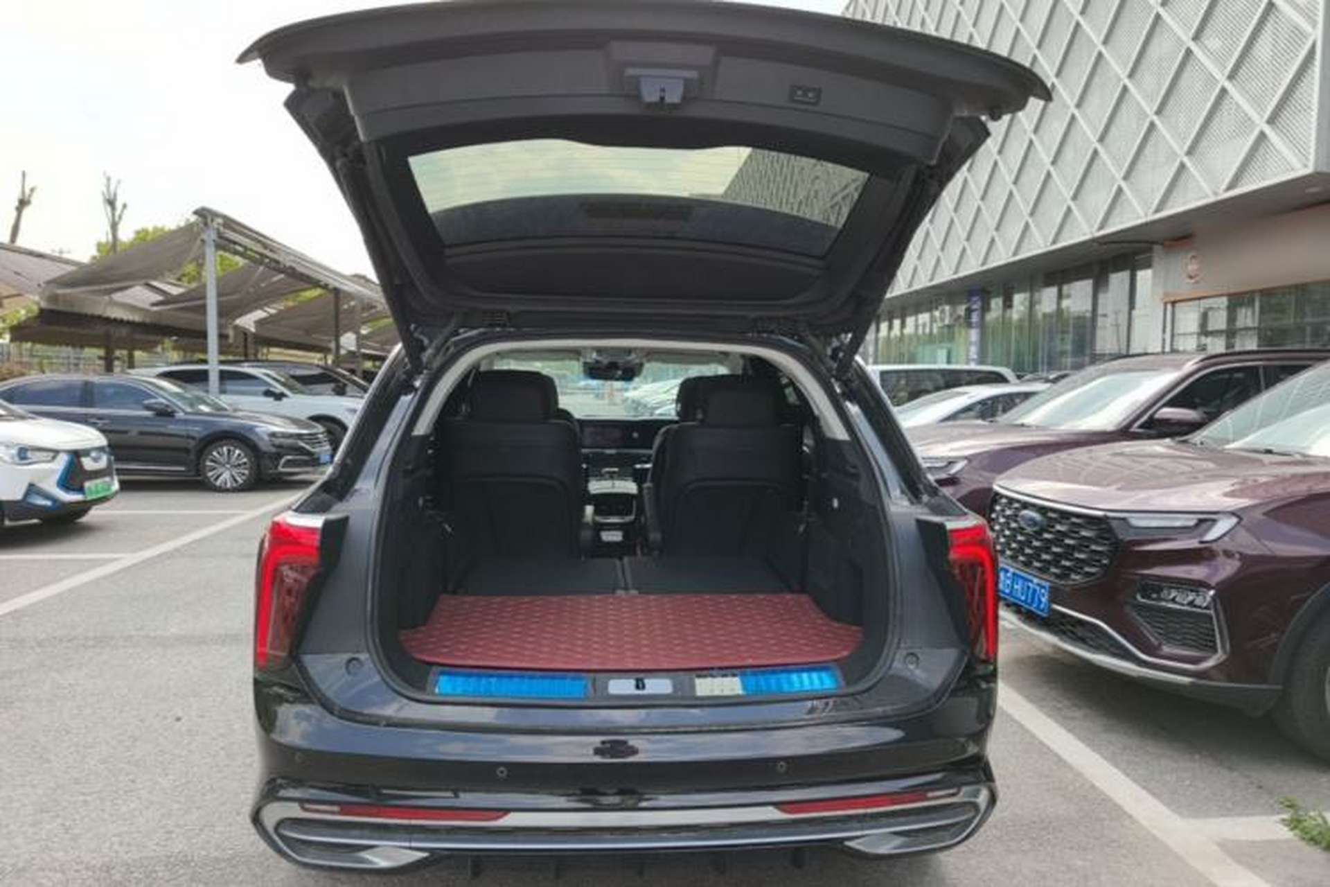 Used Hongqi E-HS9 2021 460 km Range Flagship Edition Six-Seater Trunk