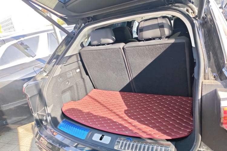 Used Hongqi E-HS9 2021 460 km Range Flagship Edition Six-Seater Trunk