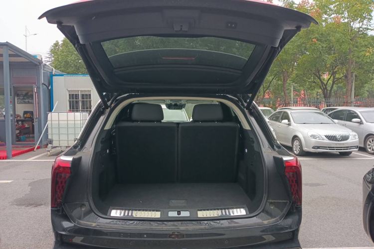 Used Hongqi E-HS9 2021 460 km Range Flagship Edition Six-Seater Trunk