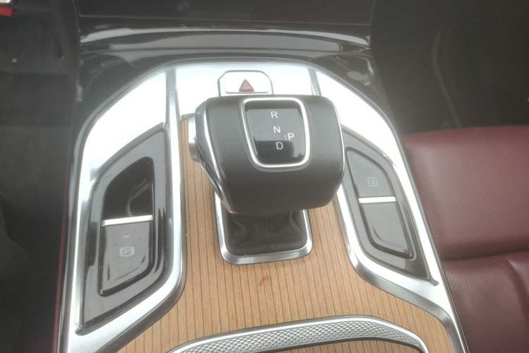 Used Hongqi E-HS9 2021 460 km Range Flagship Edition Six-Seater Gear Lever