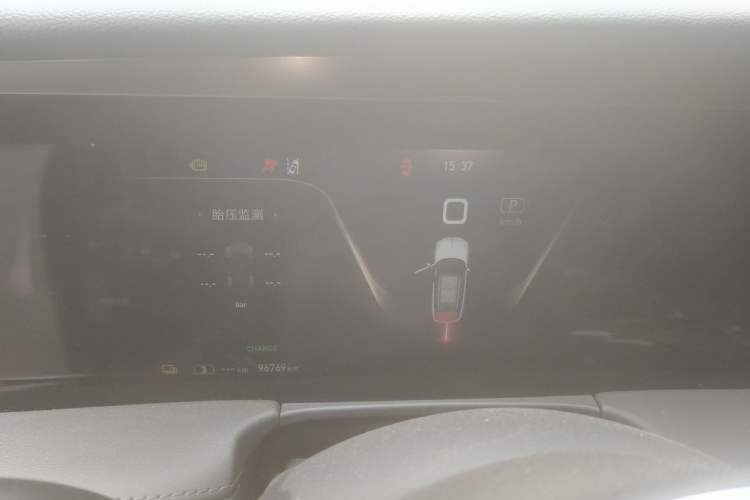 Used Hongqi E-HS9 2021 460 km Range Flagship Edition Six-Seater Instrument Cluster
