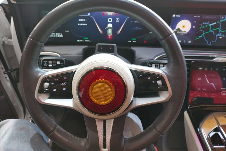 Used Hongqi E-HS9 2021 510 km Flagship Edition Four Seats Steering Wheel