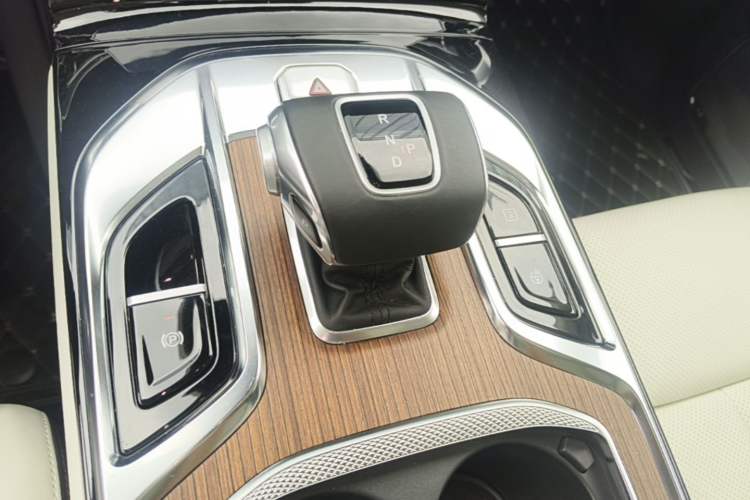 Used Hongqi E-HS9 2021 510 km Flagship Edition Four Seats Gear Lever