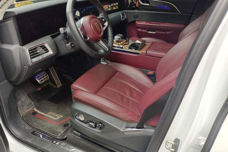 Used Hongqi E-HS9 2021 510 km Range Flagway Edition Six Seats Left Front Seat