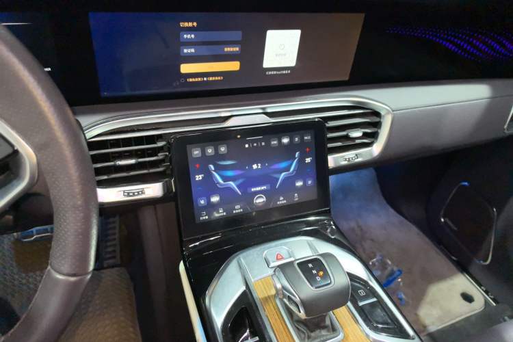 Used Hongqi E-HS9 2021 460 km Range Flagship Edition Six-Seater Audio And AC Panel