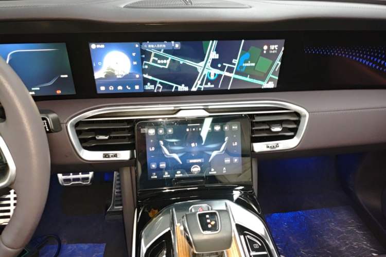 Used Hongqi E-HS9 2021 460 km Range Flagship Edition Six-Seater Audio And AC Panel