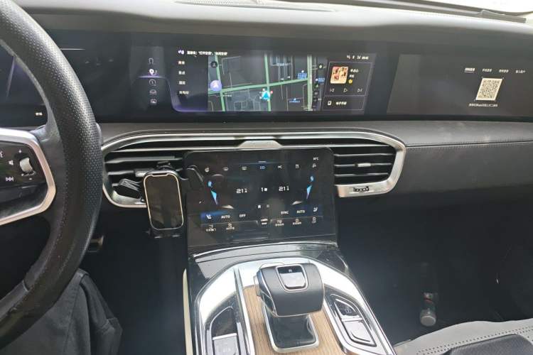 Used Hongqi E-HS9 2021 510 km Flagship Edition Four Seats Audio And AC Panel