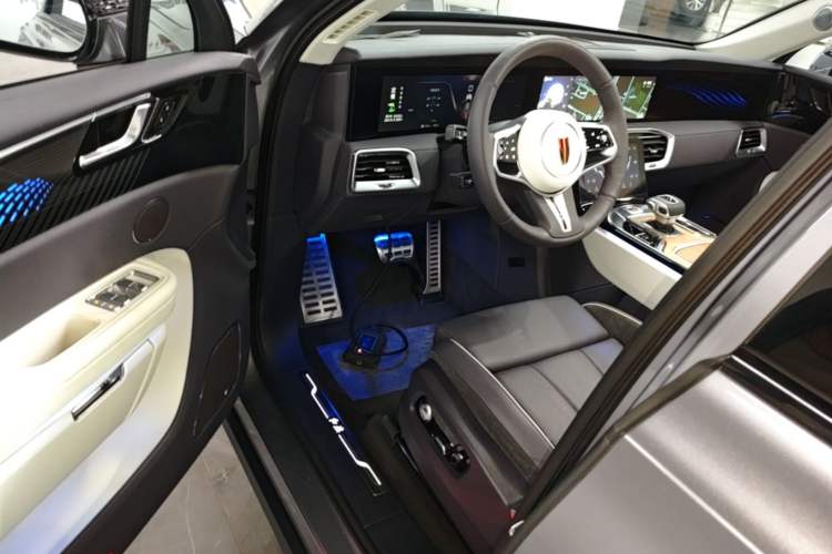 Used Hongqi E-HS9 2021 460 km Range Flagship Edition Six-Seater Driver Seat