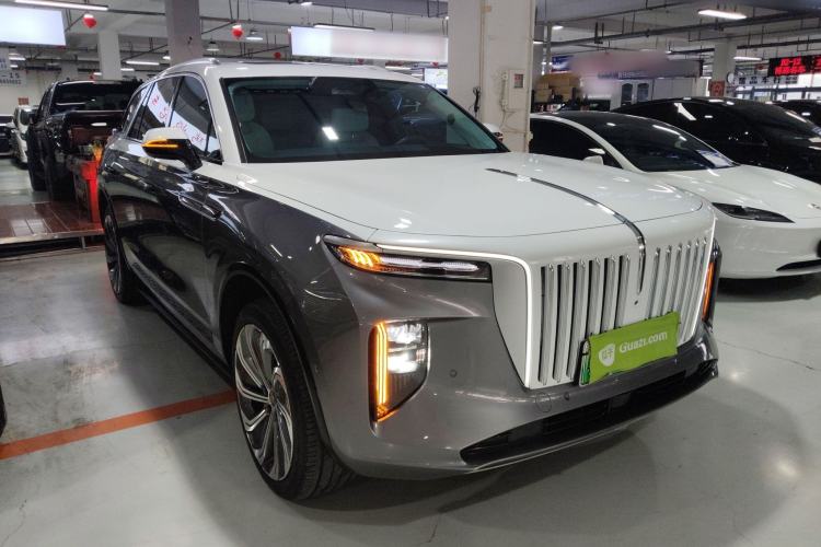 Used Hongqi E-HS9 2021 510 km Flagship Edition Four Seats Front Right 45 Deg
