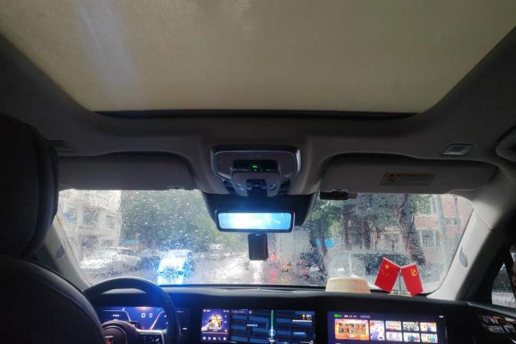 Used Hongqi E-HS9 2021 510 km Range Flagway Edition Six Seats Headliner