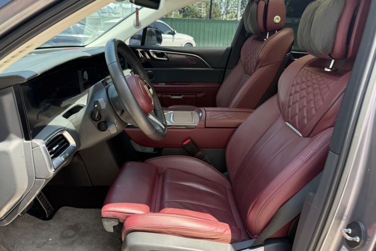 Used Hongqi E-HS9 2021 510 km Range Flagway Edition Six Seats Interior 3