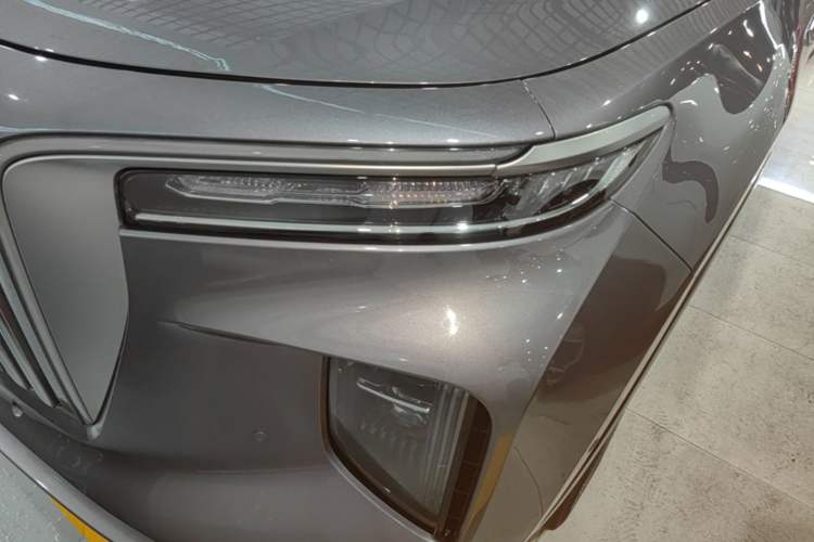 Used Hongqi E-HS9 2021 460 km Range Flagship Edition 7-Seater Left Front Headlight
