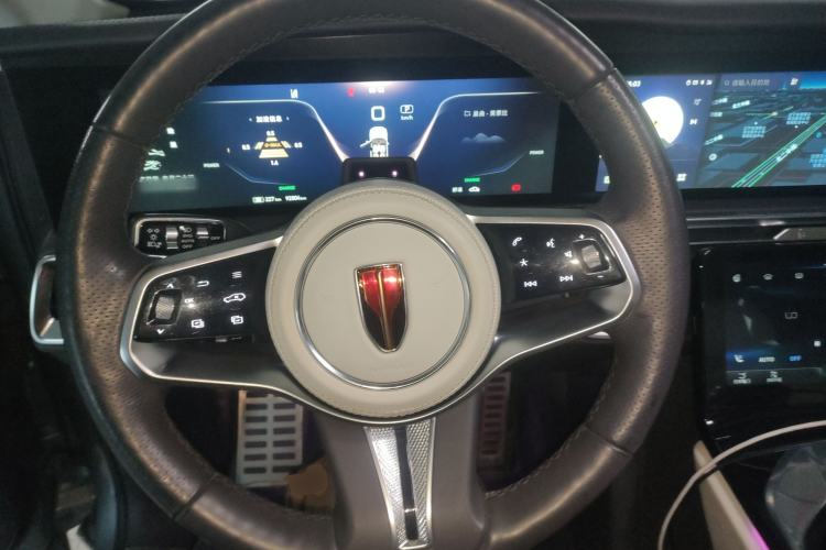 Used Hongqi E-HS9 2021 510 km Range Flagway Edition Six Seats Steering Wheel
