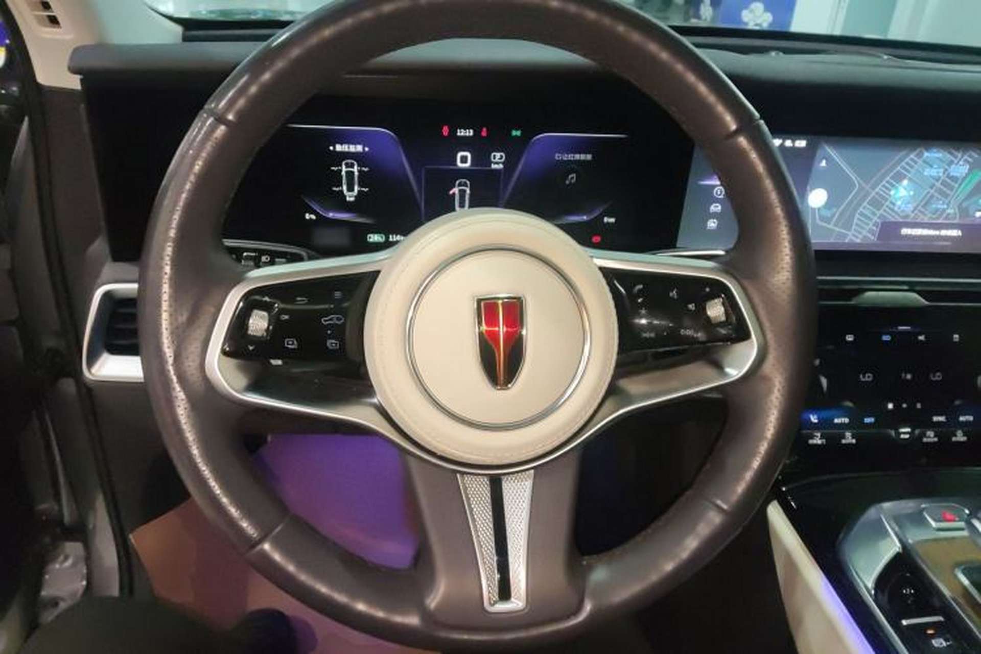 Used Hongqi E-HS9 2021 460 km Range Flagship Edition Six-Seater Steering Wheel