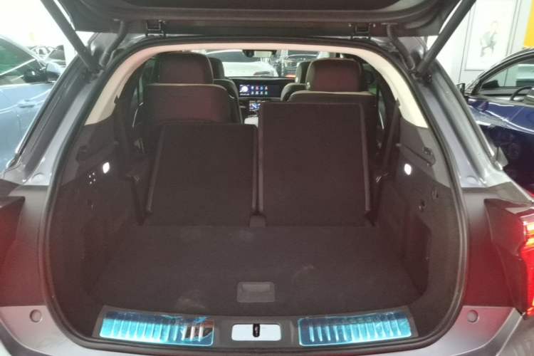 Used Hongqi E-HS9 2021 460 km Range Flagship Edition Six-Seater Trunk