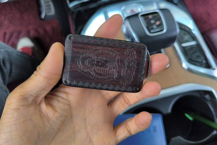 Used Hongqi E-HS9 2021 460 km Range Flagship Edition Six-Seater Vehicle Key