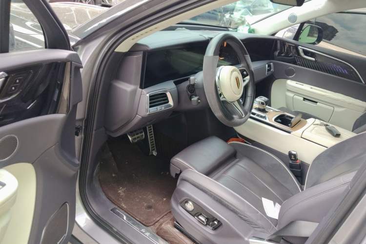 Used Hongqi E-HS9 2021 460 km Range Flagship Edition Six-Seater Driver Seat