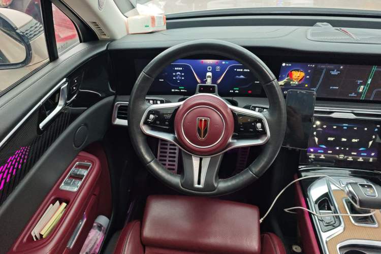 Used Hongqi E-HS9 2021 510 km Range Flagway Edition Six Seats Steering Wheel