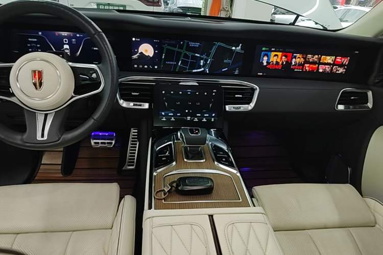 Used Hongqi E-HS9 2021 510 km Flagship Edition Four Seats Audio And AC Panel