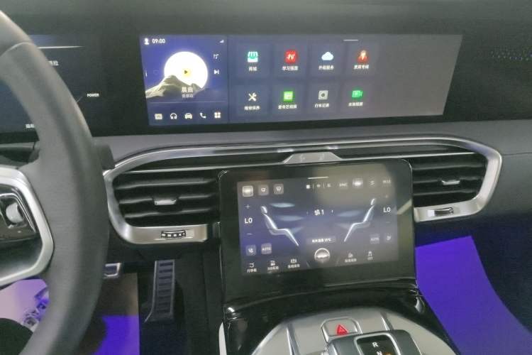 Used Hongqi E-HS9 2021 460 km Range Flagship Edition Six-Seater Audio And AC Panel