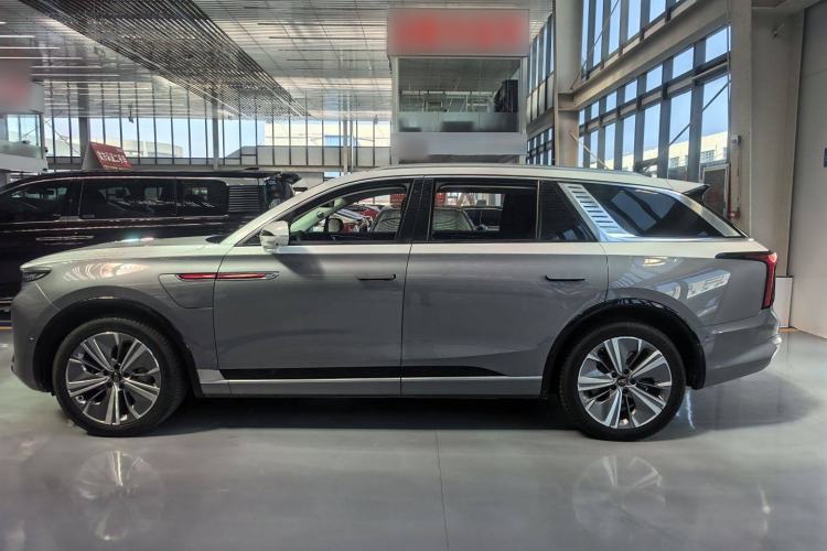 Used Hongqi E-HS9 2021 510 km Range Flagway Edition Six Seats Exterior 3